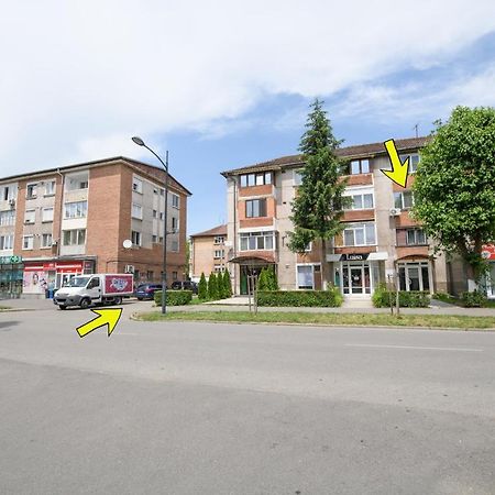 Iggy Luxury Apartment Хунедоара Екстер'єр фото